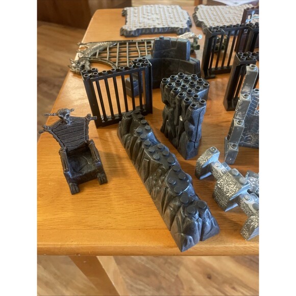 Mega Bloks Dragons Krystal Wars Castle Fort Stone Rock Weapons Figures Walls Lot - Picture 2 of 16